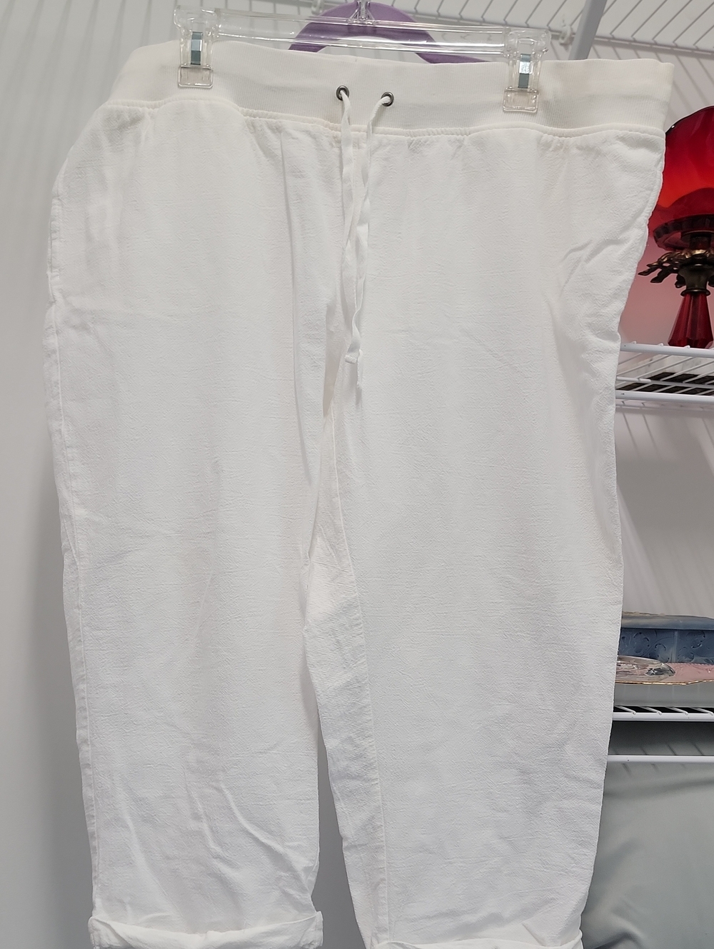 Chico's Size 3 Cotton White Capri Pants Very Nice (With Pockets)